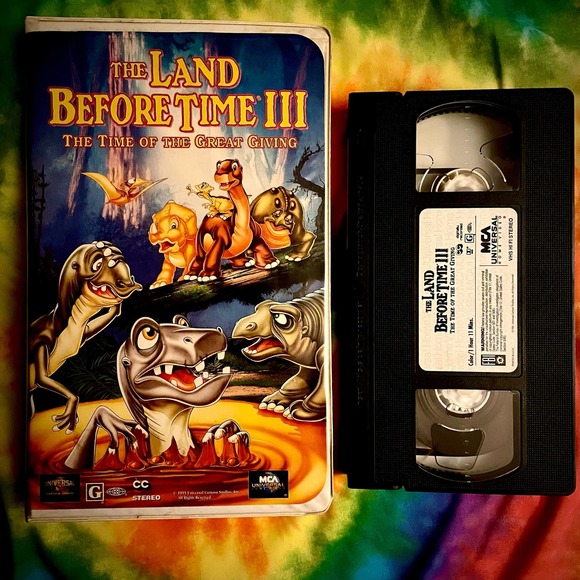 Cartoon Classics VHS Collector Set - 5 Clamshell Cased Films!! - Picture 2 of 14